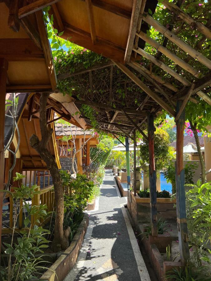 Banana Cottages Gili Air Bagian luar foto